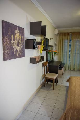 Imagen de la habitación del Hotel Sozos Inn. Foto 4