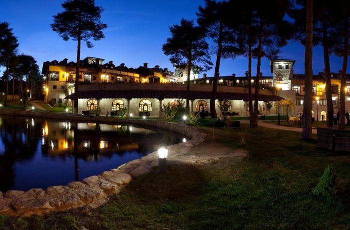 Imagen de los exteriores del Hotel Spa Abadía De Los Templarios. Foto 12