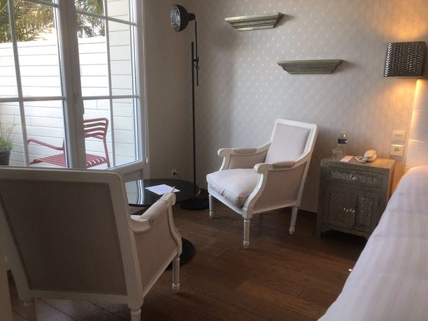 Imagen de la habitación del Hotel Spa Baie des Anges. Foto 6