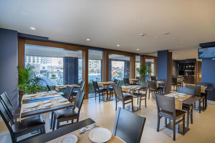 Imagen del bar/restaurante del Hotel Spa Cádiz Plaza. Foto 3
