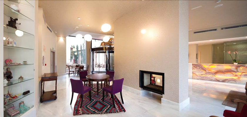 Imagen de los interiores del Hotel Spa Ciudad De Astorga By Portblue Boutique. Foto 10