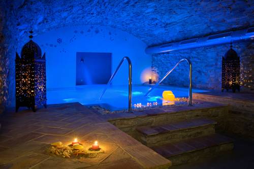 Imagen de la piscina del Hotel Spa Classic Begur. Foto 13