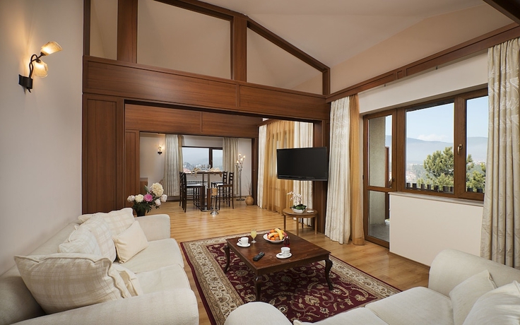 Imagen de la habitación del Hotel Spa Club Bor and Wellness. Foto 3