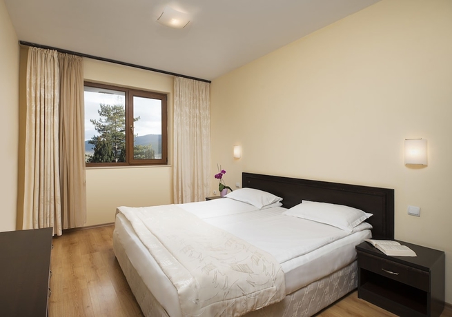 Imagen de la habitación del Hotel Spa Club Bor and Wellness. Foto 4