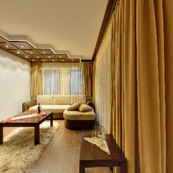 Imagen de la piscina del Hotel Spa Complex Ismena. Foto 29