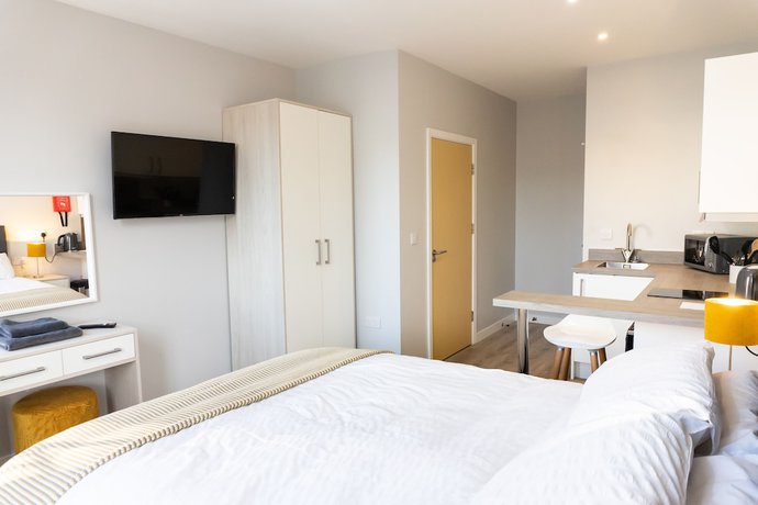Imagen de la habitación del Hotel Spa Court. Foto 2