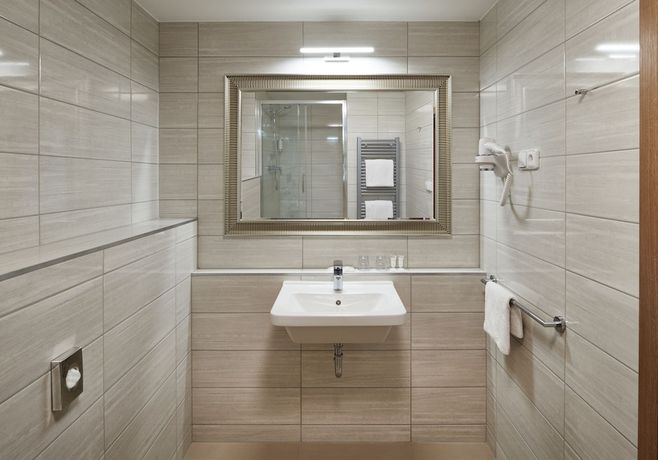 Imagen de la habitación del Hotel Spa Devin. Foto 15