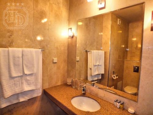 Imagen de la habitación del Hotel Spa Dragalevtsi. Foto 8