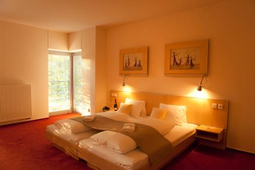 Imagen de la habitación del Hotel Spa Felicitas. Foto 3