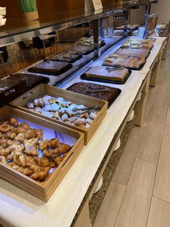 Imagen del bar/restaurante del Hotel Spa Hotel Ciudad De Teruel. Foto 3