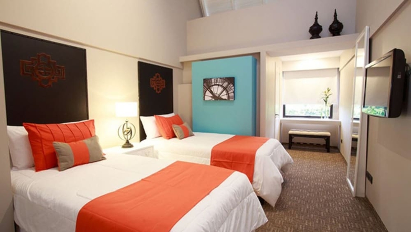 Imagen de la habitación del Hotel Spa Hotel La Réserve. Foto 5