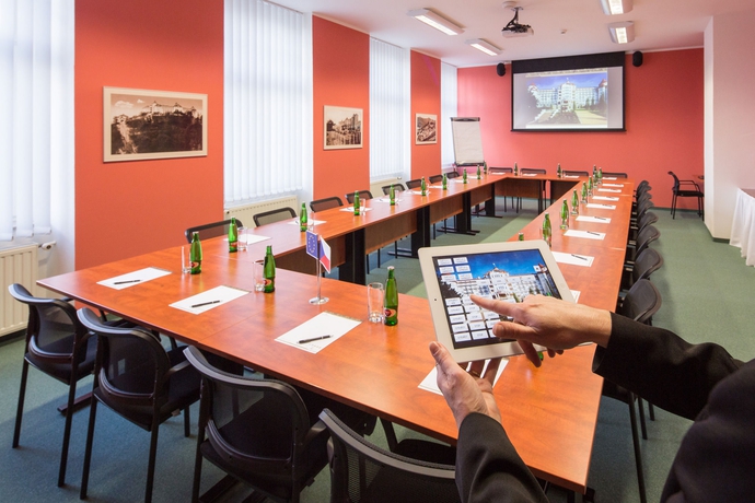 Imagen de los interiores del Hotel Spa Imperial. Foto 16