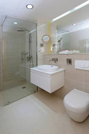 Imagen de la habitación del Hotel Spa Iris. Foto 5