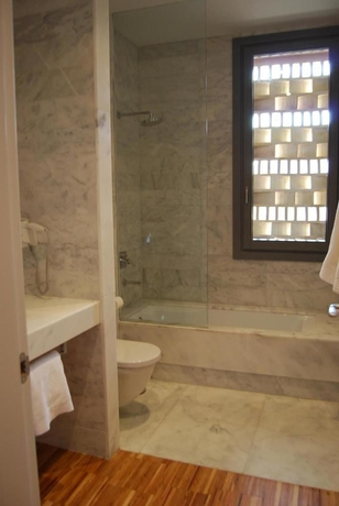 Imagen de la habitación del Hotel Spa La Romana, The Originals Relais (relais Du Silence). Foto 9