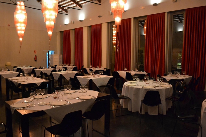 Imagen del bar/restaurante del Hotel Spa La Romana, The Originals Relais (relais Du Silence). Foto 2