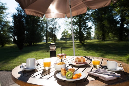 Imagen general del Hotel Spa La Villa Du Lac - Genève - Divonne Les Bains. Foto 3