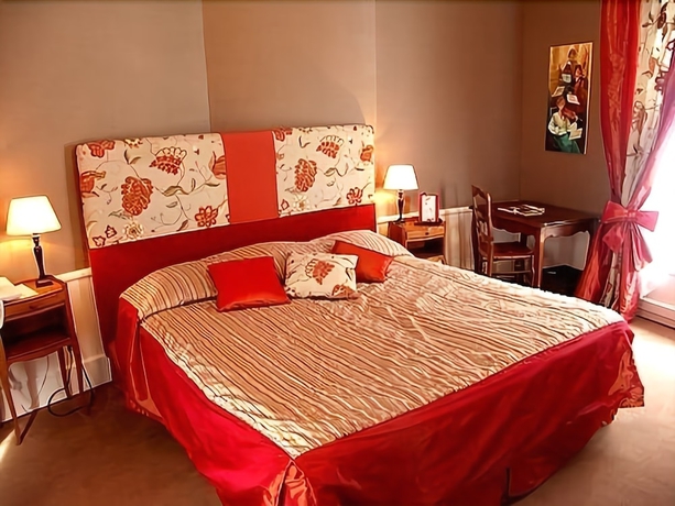 Imagen de la habitación del Hotel Spa Le Roc Au Chien. Foto 8