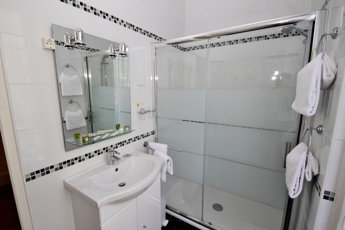 Imagen de la habitación del Hotel Spa Le Roc Au Chien. Foto 18