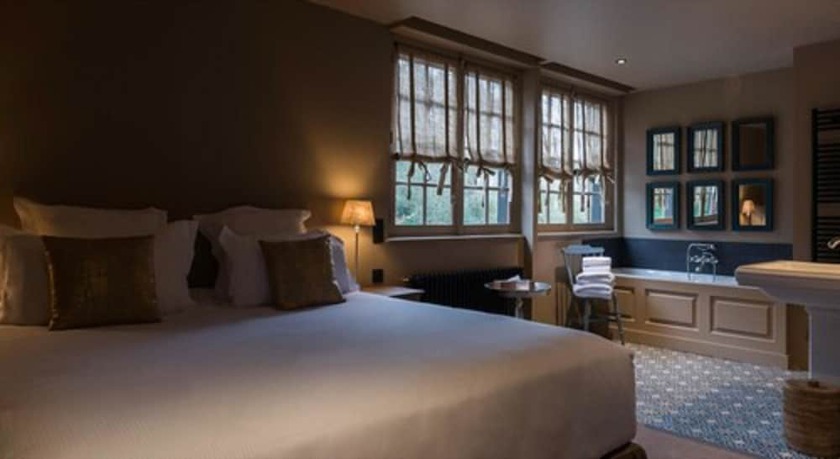 Imagen de la habitación del Hotel Spa Les Pins De C&eacute;sar. Foto 8