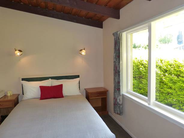 Imagen de la habitación del Hotel Spa Lodge Motel. Foto 16