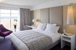 Imagen de la habitación del Hotel Spa Marin Du Val Andr&eacute; Thalasso Resort. Foto 5