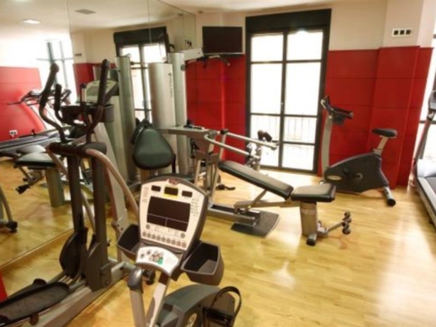 Imagen general del Hotel Spa París. Foto 3