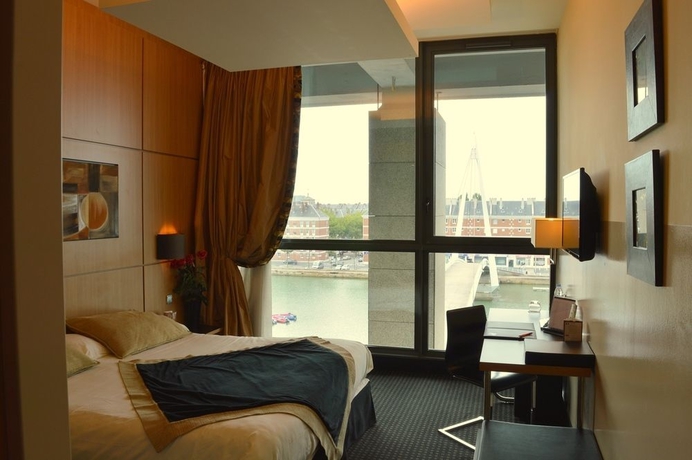 Imagen de la habitación del Hotel Spa Pasino. Foto 3