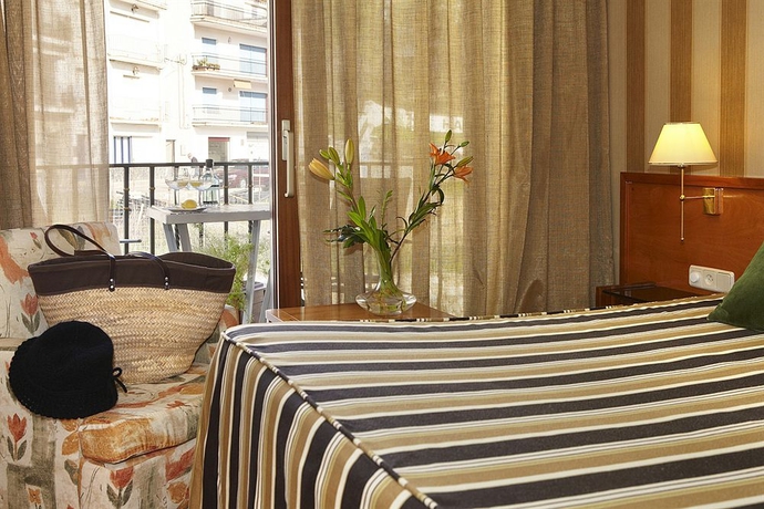 Imagen de la habitación del Hotel Spa Porto Cristo. Foto 5