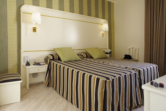 Imagen de la habitación del Hotel Spa Porto Cristo. Foto 8