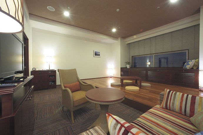 Imagen de la habitación del Hotel Spa Resort Hawaiians Monolith Tower. Foto 6