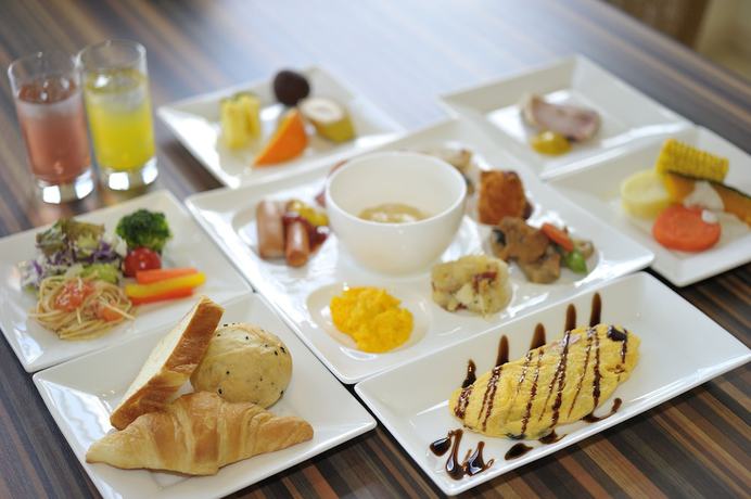 Imagen del bar/restaurante del Hotel Spa Resort Hawaiians Monolith Tower. Foto 4