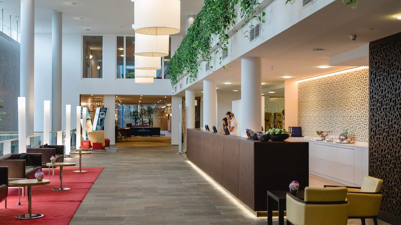 Imagen de los interiores del Hotel Spa Resort Therme Geinberg. Foto 14