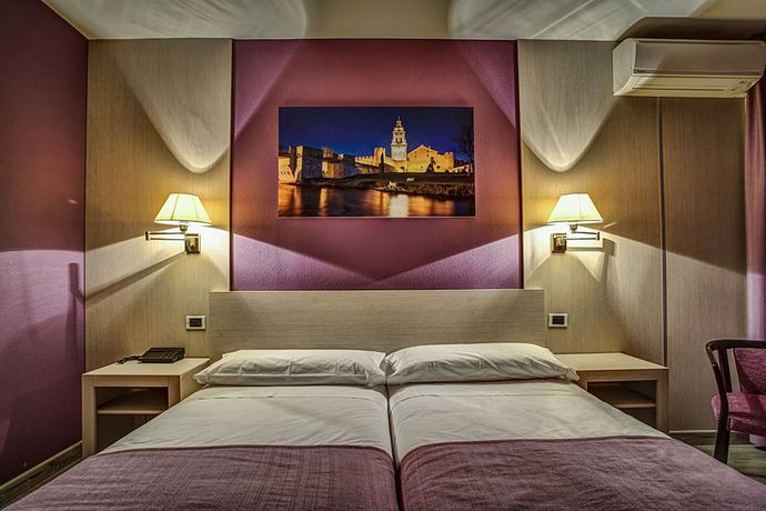 Imagen general del Hotel Spa Río Ucero. Foto 14