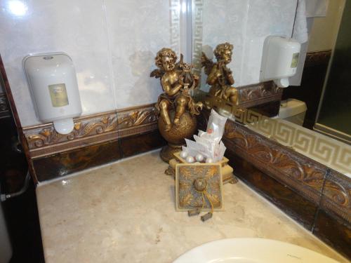 Imagen de la habitación del Hotel Spa Rich. Foto 15