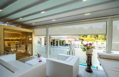 Imagen de la habitación del Hotel Spa Rich. Foto 16