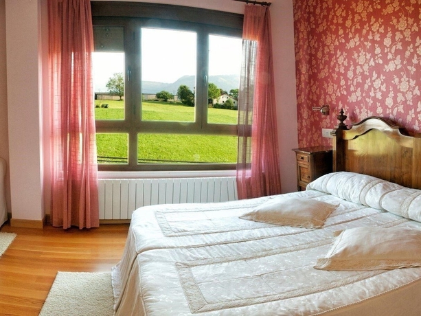 Imagen de la habitación del Hotel Spa Rural Mies De Rubayo. Foto 10