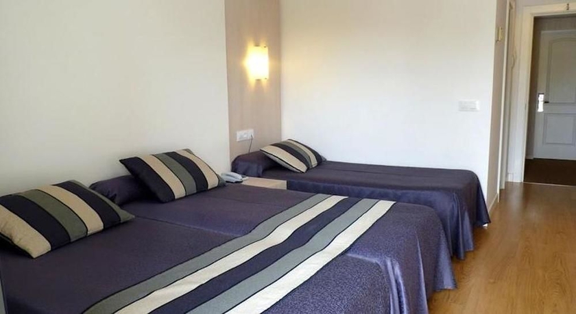 Imagen de la habitación del Hotel Spa Sagitario Playa. Foto 7