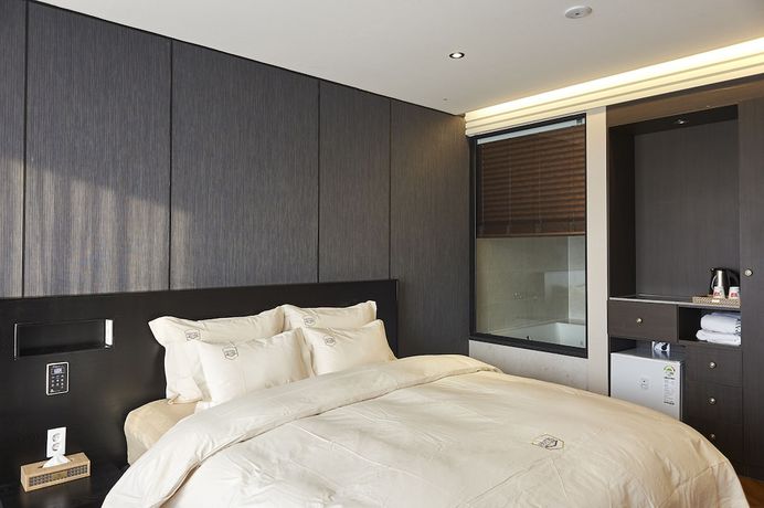 Imagen de la habitación del Hotel Spa View. Foto 10
