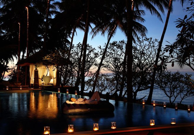 Imagen de la piscina del Hotel Spa Village Resort Tembok Bali. Foto 14
