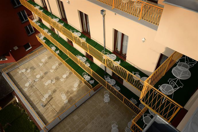 Imagen de los exteriores del Hotel Spa Vita. Foto 11