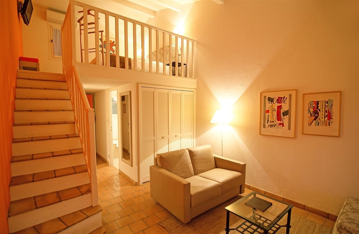 Imagen de la habitación del Hotel Spa and Restaurant Cantemerle. Foto 3