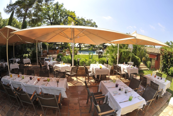 Imagen del bar/restaurante del Hotel Spa and Restaurant Cantemerle. Foto 2