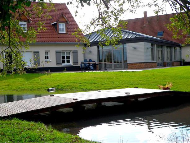 Imagen de los exteriores del Hotel Spa and Restaurant Les Saules. Foto 8