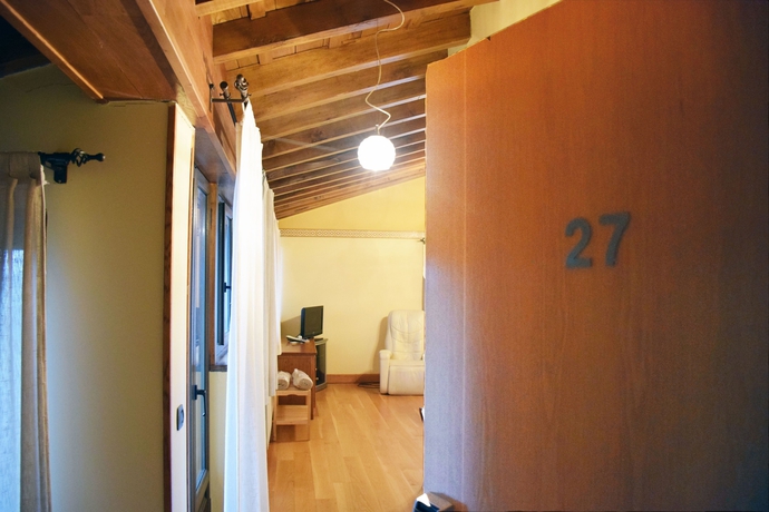 Imagen de la habitación del Hotel Spa don silvio. Foto 4