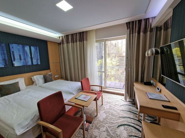 Imagen de la habitación del Hotel Spa hotel IRIS. Foto 17