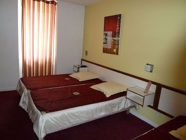 Imagen de la habitación del Hotel Spa les Lilas. Foto 10