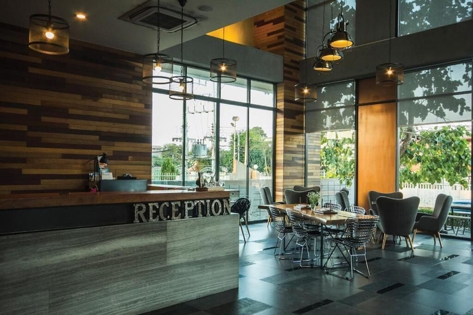 Imagen de los interiores del Hotel Space 59 Ratchaburi. Foto 18