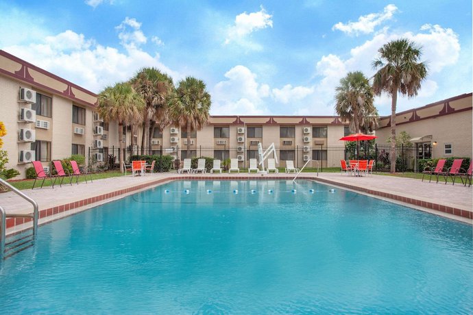 Imagen de la piscina del Hotel Space Coast -titusville/kennedy Space Center. Foto 19