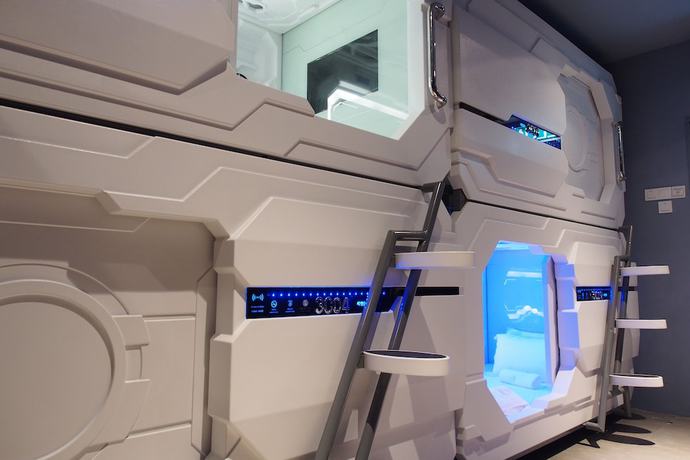 Imagen de la habitación del Hotel Space. Foto 13