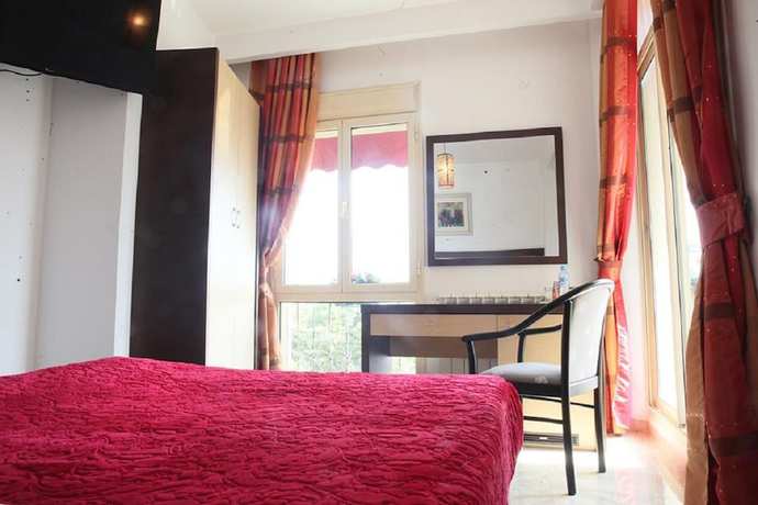Imagen de la habitación del Hotel Space Telemly. Foto 12